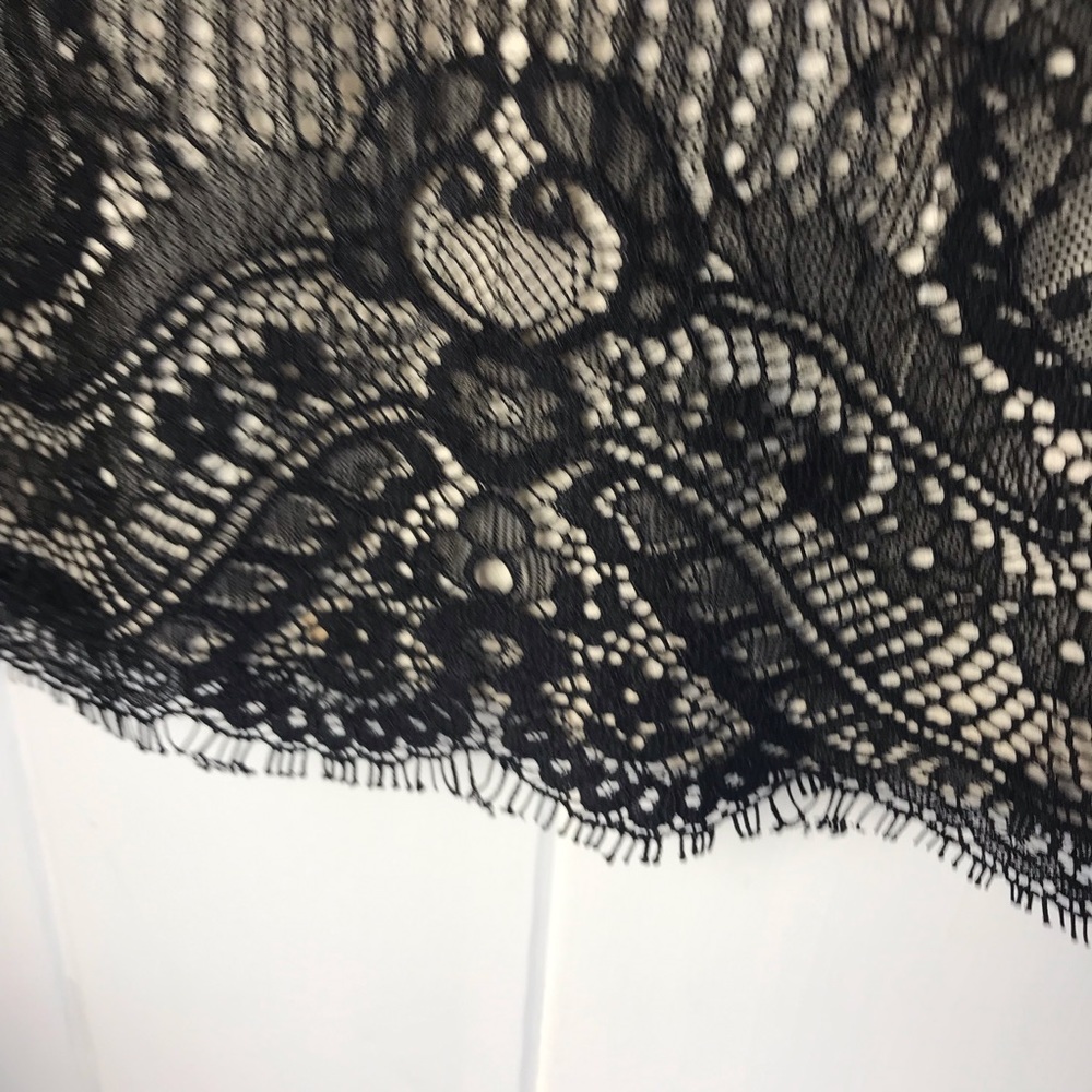 Elliatt Black Pleated Ruffle Cocktail Dress - Picture 11 of 15